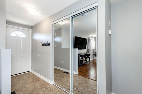 Photo 3 at 4 - 87 Goodwin Drive, Painswick South, Barrie