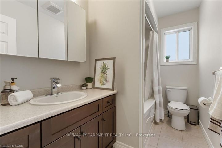 Photo 25 at 20 - 310 Southbrook Drive, Binbrook, Hamilton