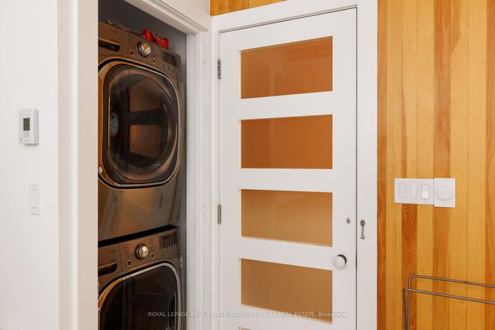 Photo 15 at 37 Gwynne Avenue, South Parkdale, Toronto
