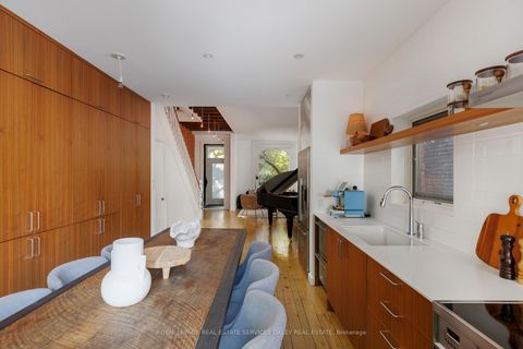 Photo 9 at 37 Gwynne Avenue, South Parkdale, Toronto