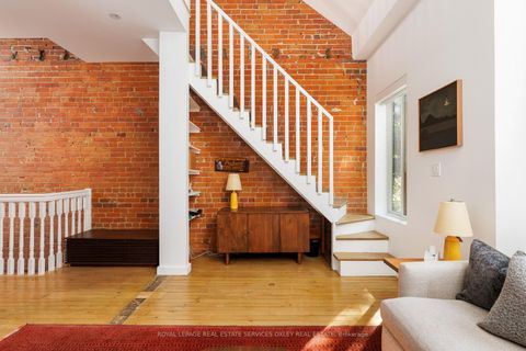 Photo 19 at 37 Gwynne Avenue, South Parkdale, Toronto