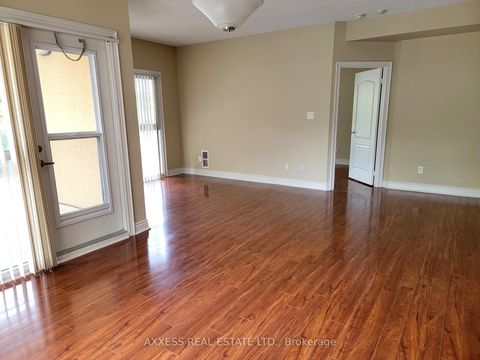 Photo 10 at 210 - 160 Woodbridge Avenue, West Woodbridge, Vaughan