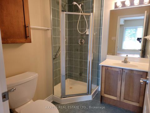 Photo 15 at 210 - 160 Woodbridge Avenue, West Woodbridge, Vaughan