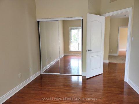 Photo 17 at 210 - 160 Woodbridge Avenue, West Woodbridge, Vaughan