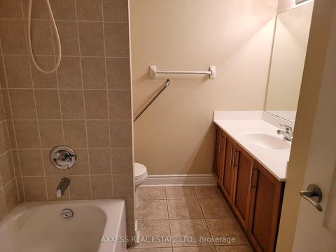 Photo 18 at 210 - 160 Woodbridge Avenue, West Woodbridge, Vaughan
