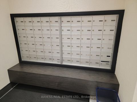 Photo 25 at 210 - 160 Woodbridge Avenue, West Woodbridge, Vaughan