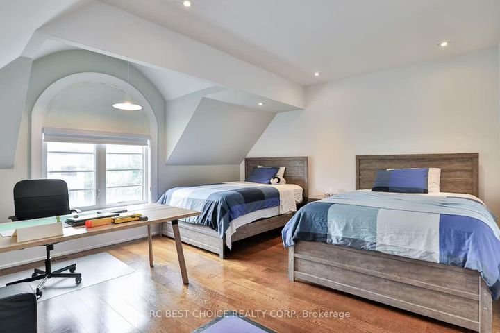 Photo 4 at 86 Princess Avenue, Willowdale East, Toronto