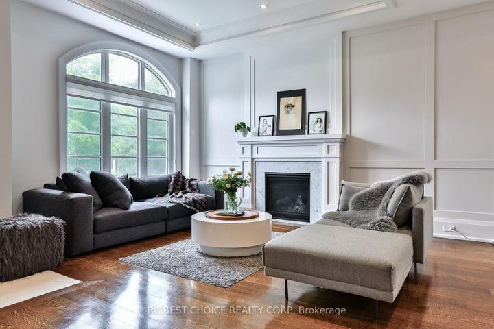 Photo 5 at 86 Princess Avenue, Willowdale East, Toronto