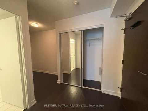 Photo 0 at 330 - 21 Iceboat Terrace, Waterfront Communities C1, Toronto