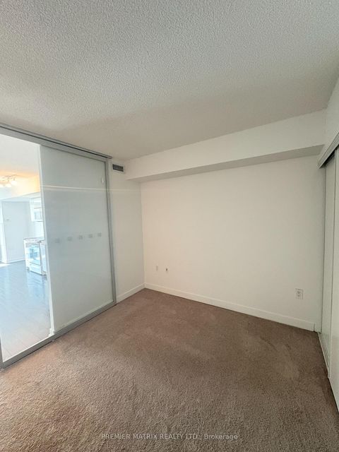 Photo 9 at 330 - 21 Iceboat Terrace, Waterfront Communities C1, Toronto