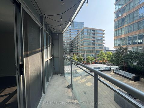 Photo 16 at 330 - 21 Iceboat Terrace, Waterfront Communities C1, Toronto