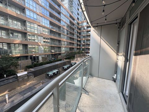 Photo 17 at 330 - 21 Iceboat Terrace, Waterfront Communities C1, Toronto