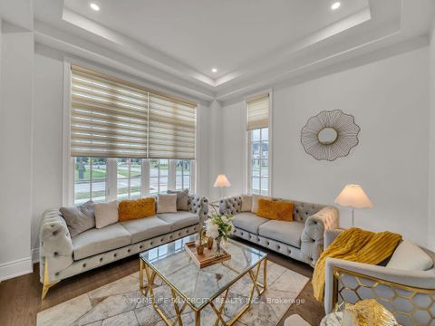 Photo 10 at 2 ENDLESS Circle, Kleinburg, Vaughan