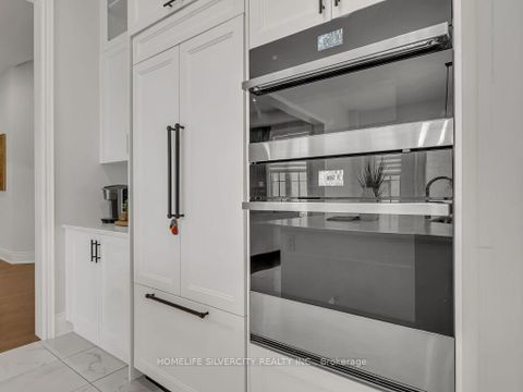 Photo 17 at 2 ENDLESS Circle, Kleinburg, Vaughan