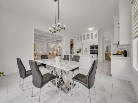 Photo 20 at 2 ENDLESS Circle, Kleinburg, Vaughan