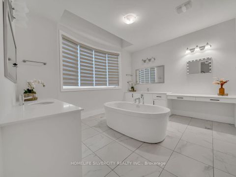 Photo 31 at 2 ENDLESS Circle, Kleinburg, Vaughan