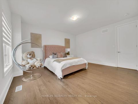 Photo 35 at 2 ENDLESS Circle, Kleinburg, Vaughan