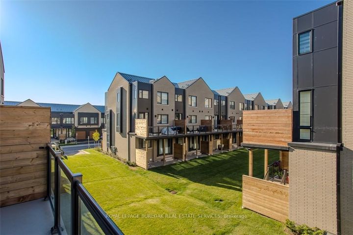 Photo 17 at 52 - 2273 Turnberry Road, Rose, Burlington