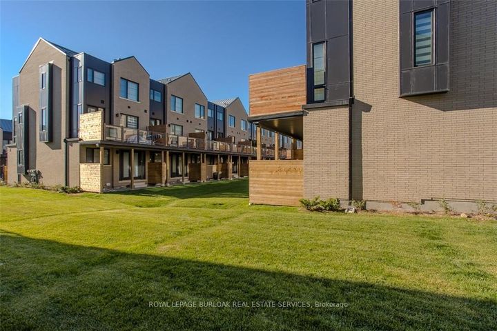 Photo 46 at 52 - 2273 Turnberry Road, Rose, Burlington