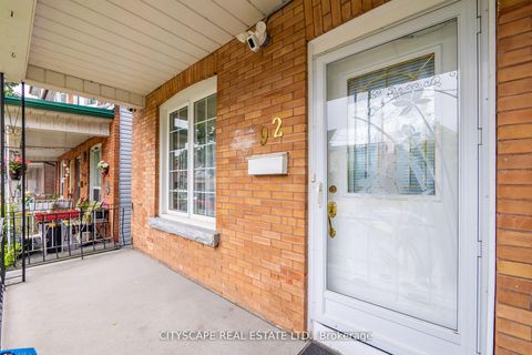 Photo 4 at 92 Bellwoods Avenue, Bellwoods, Toronto