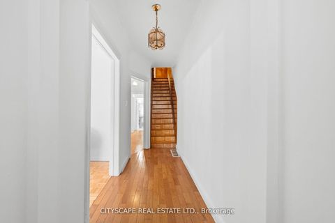 Photo 5 at 92 Bellwoods Avenue, Bellwoods, Toronto