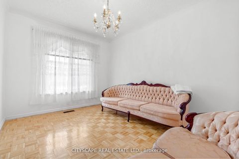 Photo 7 at 92 Bellwoods Avenue, Bellwoods, Toronto