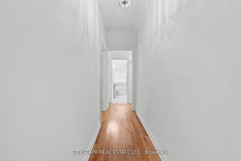 Photo 16 at 92 Bellwoods Avenue, Bellwoods, Toronto