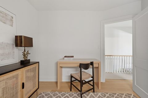 Photo 17 at 266 Mcroberts Avenue, Davenport, Toronto