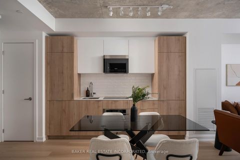 Photo 2 at 813 - 28 Eastern Avenue, Moss Park, Toronto Photo 2 at 813 - 28 Eastern Avenue, Moss Park, Toronto