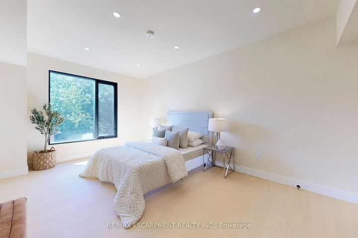 Photo 25 at 28 Dunsmore Gardens, Clanton Park, Toronto