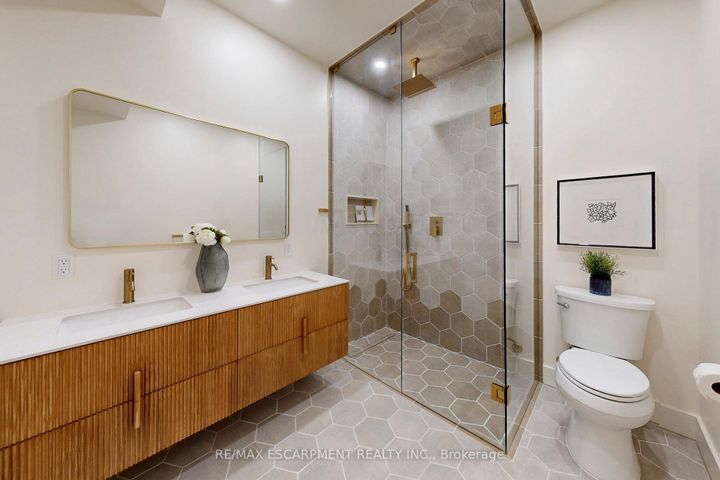 Photo 32 at 28 Dunsmore Gardens, Clanton Park, Toronto