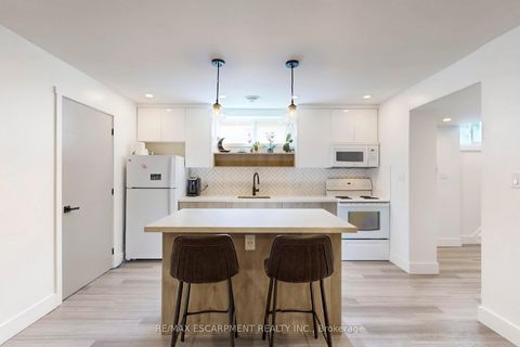 Photo 38 at 28 Dunsmore Gardens, Clanton Park, Toronto