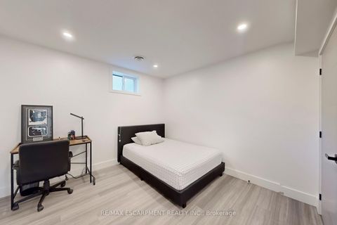 Photo 41 at 28 Dunsmore Gardens, Clanton Park, Toronto