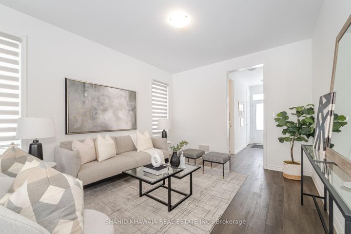 Photo 4 at 1564 Moira Crescent, BW Bowes, Milton