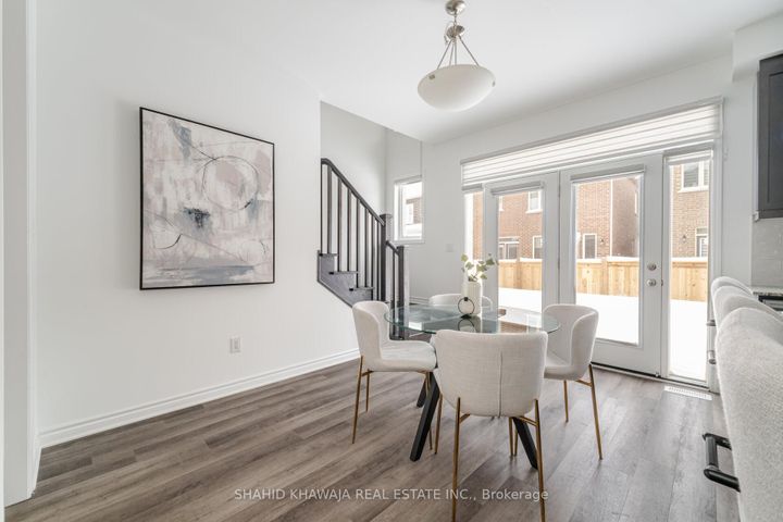 Photo 10 at 1564 Moira Crescent, BW Bowes, Milton