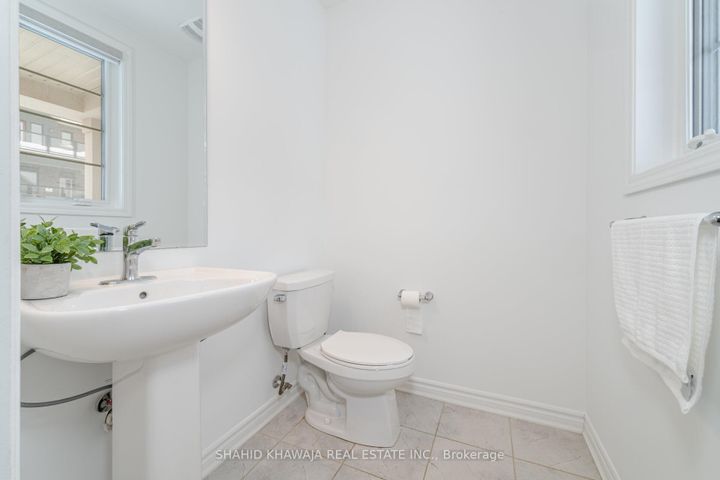 Photo 11 at 1564 Moira Crescent, BW Bowes, Milton