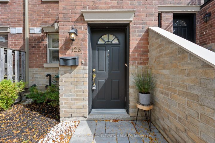 Photo 1 at 123 - 51 Halton Street, Bellwoods, Toronto