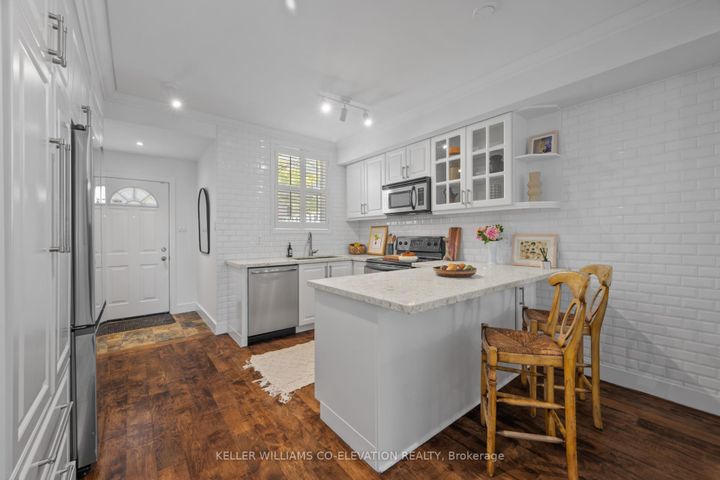 Photo 4 at 123 - 51 Halton Street, Bellwoods, Toronto