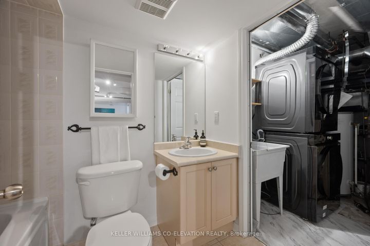 Photo 34 at 123 - 51 Halton Street, Bellwoods, Toronto