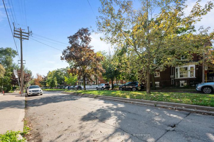 Photo 39 at 123 - 51 Halton Street, Bellwoods, Toronto