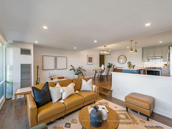 Photo 15 at 2012 - 270 Scarlett Road, Smythe, Toronto