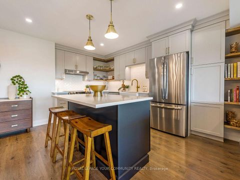 Photo 7 at 2012 - 270 Scarlett Road, Smythe, Toronto