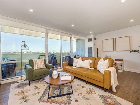 Photo 16 at 2012 - 270 Scarlett Road, Smythe, Toronto Photo 16 at 2012 - 270 Scarlett Road, Smythe, Toronto