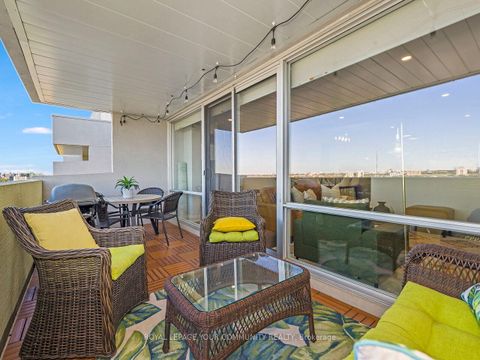 Photo 30 at 2012 - 270 Scarlett Road, Smythe, Toronto Photo 30 at 2012 - 270 Scarlett Road, Smythe, Toronto