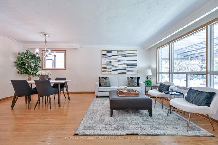 Photo 5 at 16 Munford Crescent, Parkview, Toronto