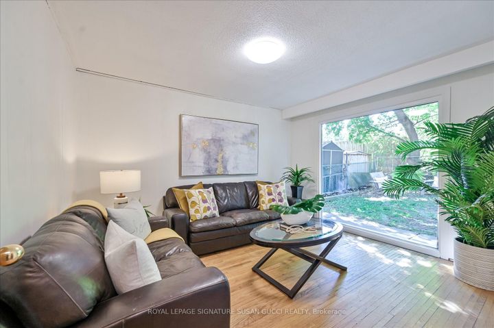 Photo 26 at 16 Munford Crescent, Parkview, Toronto