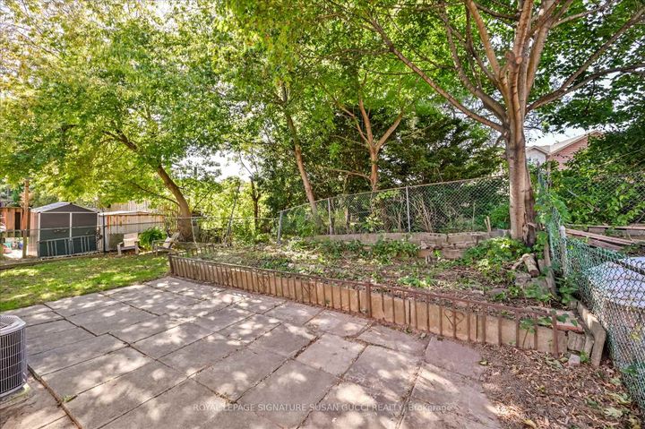 Photo 35 at 16 Munford Crescent, Parkview, Toronto