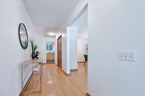 Photo 3 at 16 Munford Crescent, Parkview, Toronto