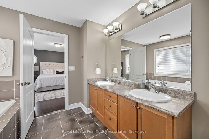 Photo 26 at 3335 Whilabout Terrace, BR Bronte, Oakville