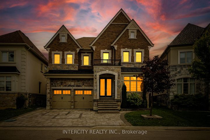 Photo 1 at 61 Degrey Drive, Bram East, Brampton